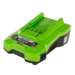 40V polnilnik G40C
