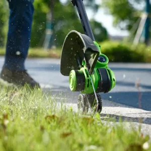 24V kosilnica na nitko 30 cm Gen II - 2Ah baterija in polnilnikom ST24B218-01